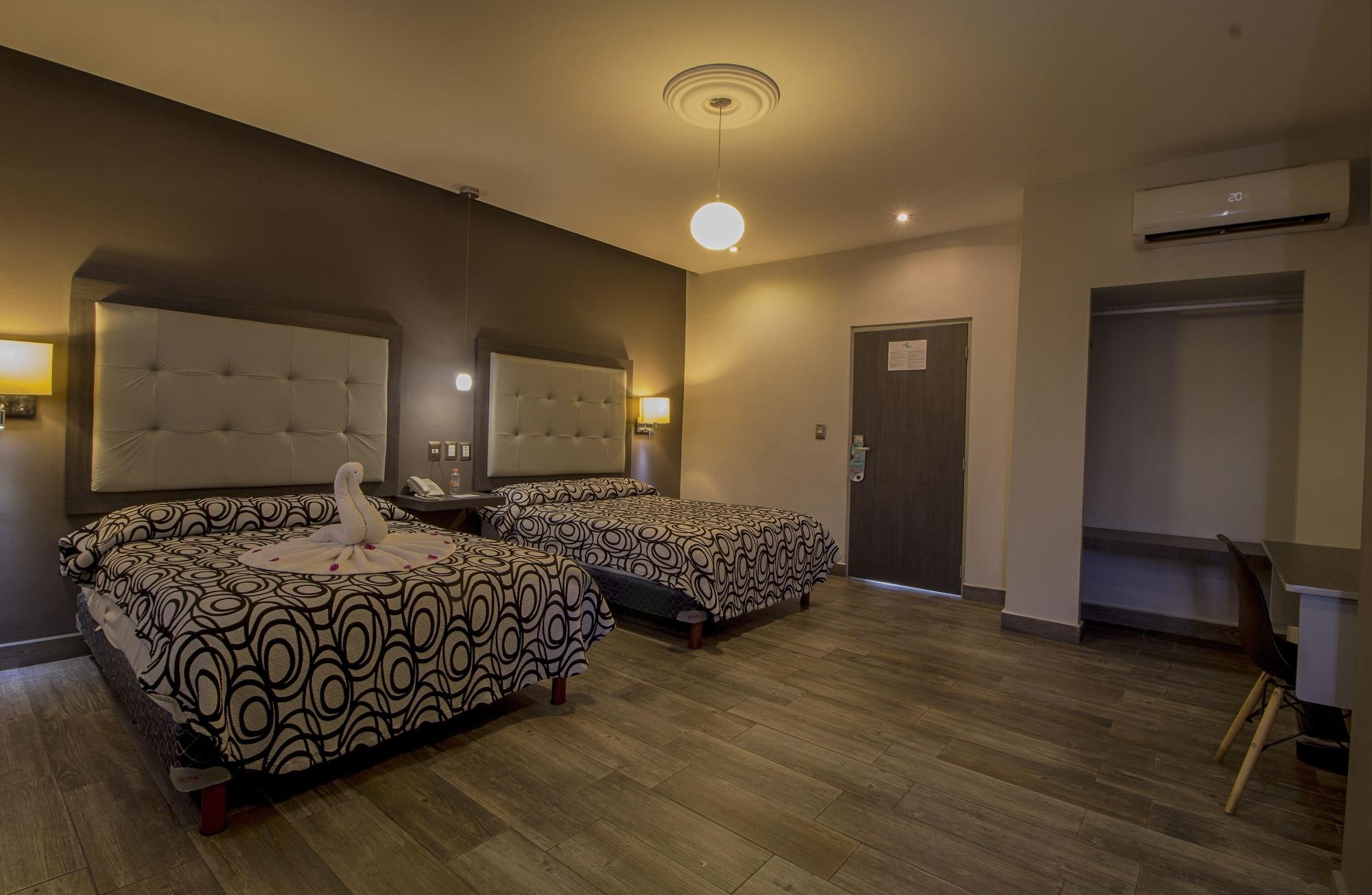 Hotel Flamingo Mérida Kültér fotó